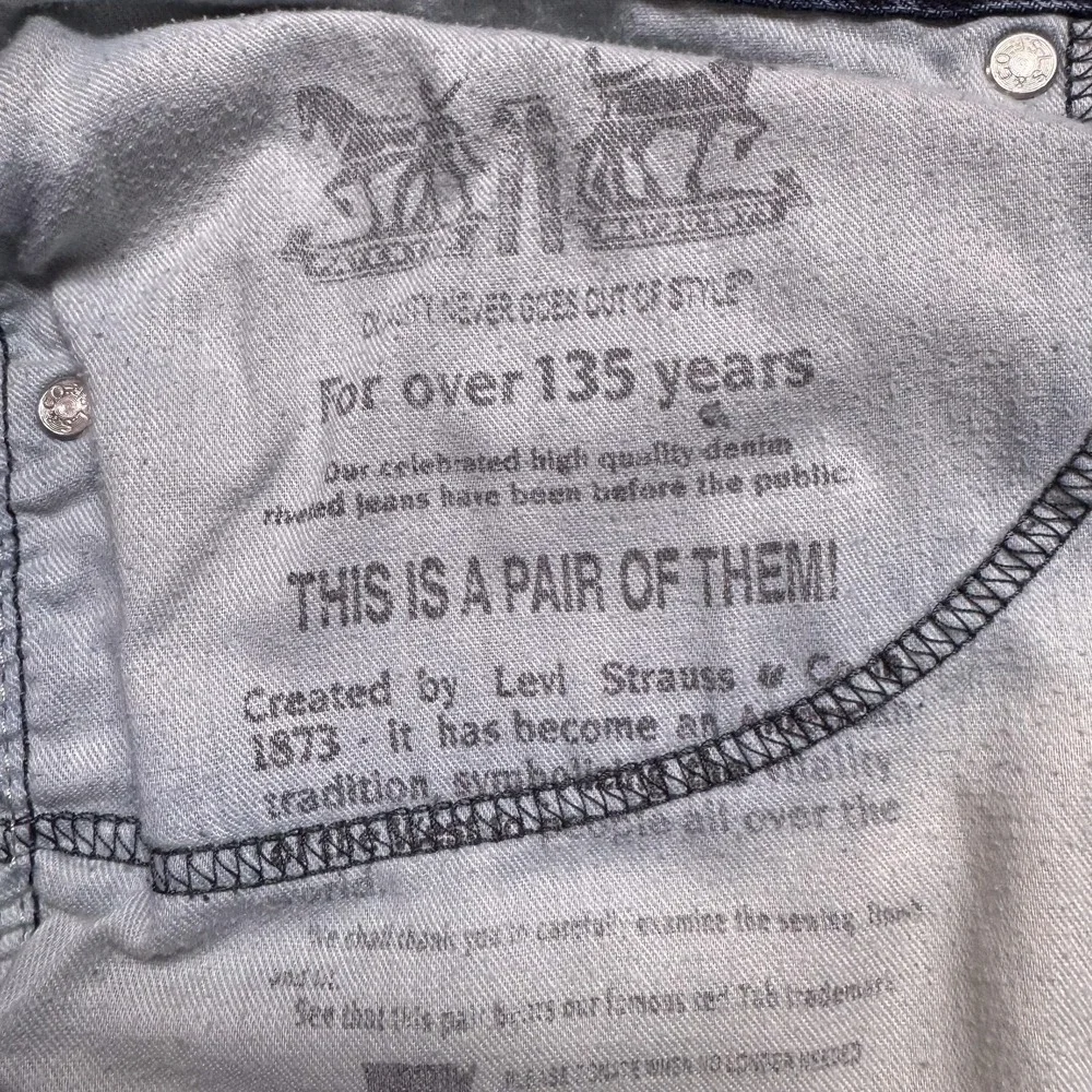 Levis 505 Jeans Mens 36 Blue Denim Straight‎ Leg Medium Wash Classic Work 36x31